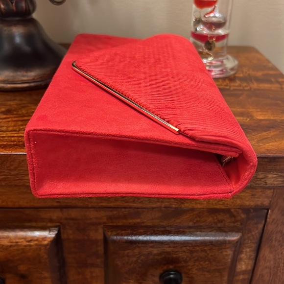 Evening Clutch / Purse in Red - Picture 5 of 13